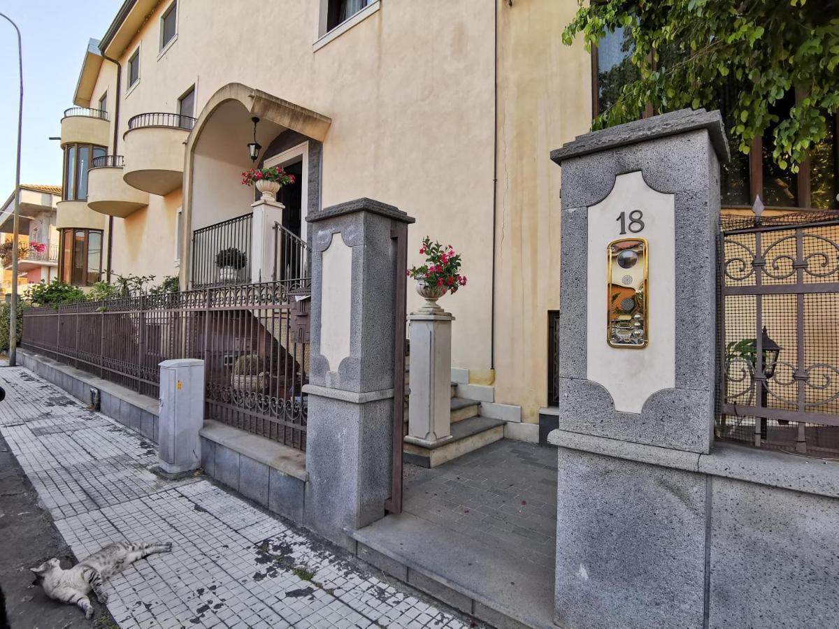 Home Sweet Home Fiumefreddo di Sicilia Luaran gambar